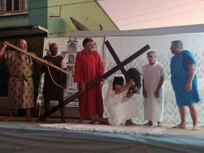 ProcissÃ£o Luminosa em Laranjeiras do Sul reuniu mais de 5 mil FiÃ©is