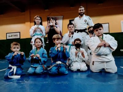 JudÃ´ Laranjeirense consegue bons resultados em Torneio Regional 