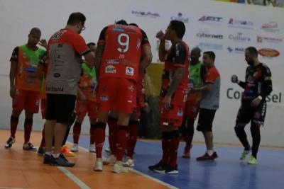 Operário Laranjeiras perde Para o Foz Cataratas em jogo muito disputado na Arena Laranjão