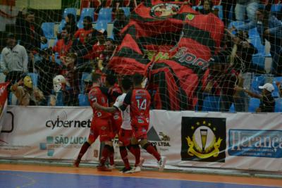 Chave Ouro: No Feminino o OLF venceu MaringÃ¡, No Masculino o Rubro Negro empatou com o Galo.