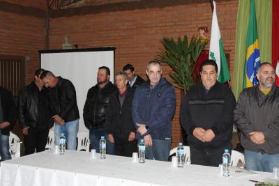 No AniversÃ¡rio de 32 anos do Virmond, Prefeito Neimar anuncia mais de 4 milhÃµes de Investimentos