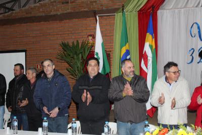 No AniversÃ¡rio de 32 anos do Virmond, Prefeito Neimar anuncia mais de 4 milhÃµes de Investimentos