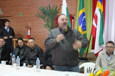 No AniversÃ¡rio de 32 anos do Virmond, Prefeito Neimar anuncia mais de 4 milhÃµes de Investimentos