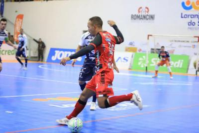 Operário Laranjeiras sai na frente, mas leva a virada do Pato Futsal em jogo de ida das oitavas de finais da Copa Do Brasil Sicredi de Futsal.