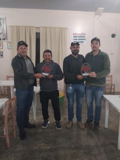 Confira os CampeÃµes do Truco e TÃªnis de Mesa em Virmond