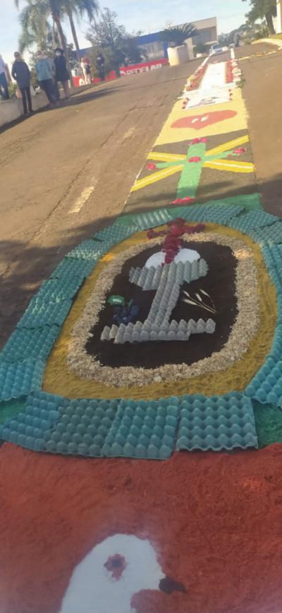 ParÃ³quia Santâ€™Ana celebrou Corpus Christi com o retorno da procissÃ£o e missa campal