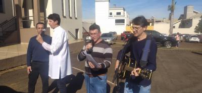 ParÃ³quia Santâ€™Ana celebrou Corpus Christi com o retorno da procissÃ£o e missa campal