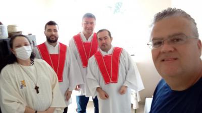 ParÃ³quia SantÂ´Ana celebrou SÃ£o Pedro e SÃ£o Paulo neste Domingo (03)