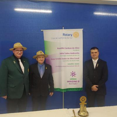Lions e Rotary empossam novos presidentes