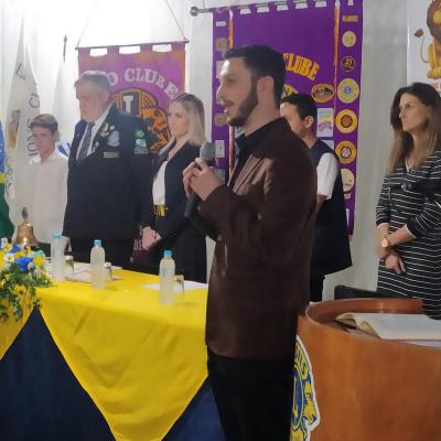 Lions e Rotary empossam novos presidentes