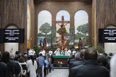 Igreja Matriz lota na CelebraÃ§Ã£o de Abertura da Novena de Sant'Ana