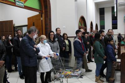 Igreja Matriz lota na CelebraÃ§Ã£o de Abertura da Novena de Sant'Ana
