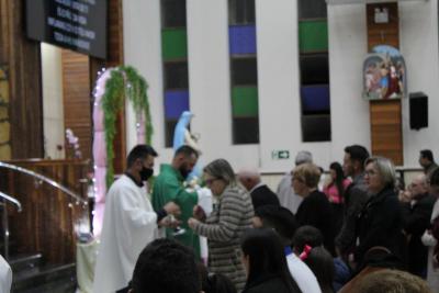 Igreja Matriz lota na CelebraÃ§Ã£o de Abertura da Novena de Sant'Ana