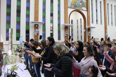 Igreja Matriz lota na CelebraÃ§Ã£o de Abertura da Novena de Sant'Ana