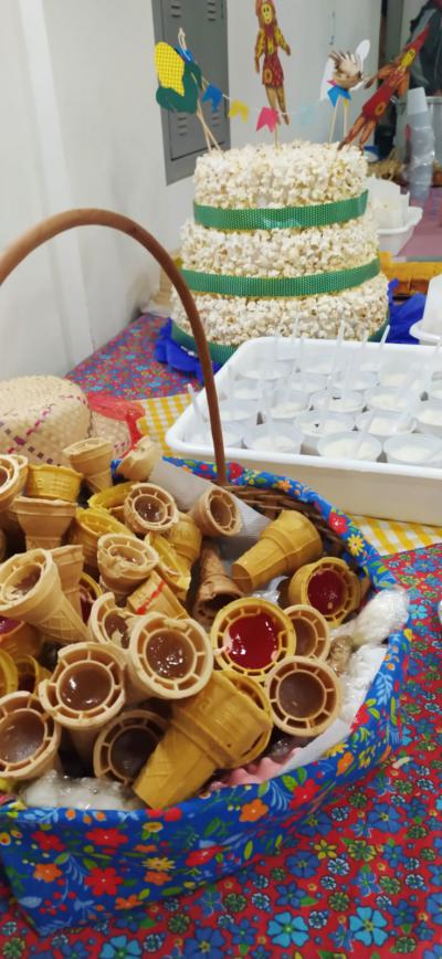 Noite Cultural em Porto Barreiro com apresentaÃ§Ãµes artÃ­sticas e comidas tÃ­picas