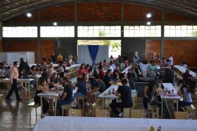 Noite da Lasanha e Macarronada atraem pÃºblico nas festividades da Festa da Padroeira  
