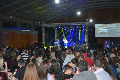 Categoria Sertaneja Regional empolga pÃºblico do Santâ€™Ana Fest