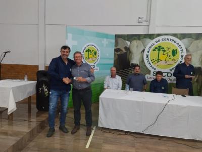 Sociedade Rural do Centro Oeste do ParanÃ¡ realiza prestaÃ§Ã£o de contas e posse da nova diretoria