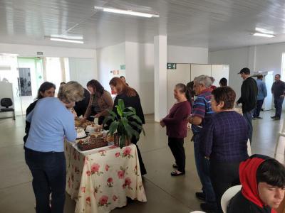 CTG EstÃ¢ncia do IguaÃ§u promove "cafÃ©" para homenagear os avÃ³s