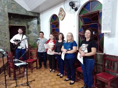 Dezenas de fiÃ©is participaram do 1Âº dia do TrÃ­duo em louvor ao Senhor Bom Jesus em Campo Mendes
