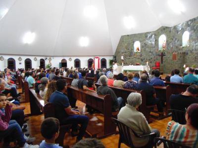 Dezenas de fiÃ©is participaram do 1Âº dia do TrÃ­duo em louvor ao Senhor Bom Jesus em Campo Mendes
