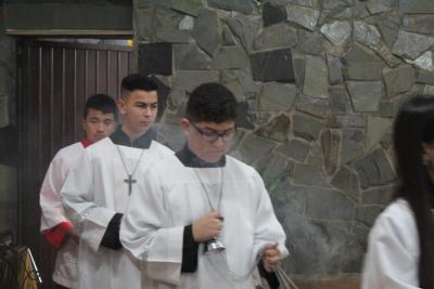 Dezenas de FiÃ©is participaram da Missa dos Romeiros em Campo Mendes