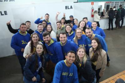  Bingo com PavilhÃ£o lotado movimentou a programaÃ§Ã£o festiva do Bom Jesus em Campo Mendes