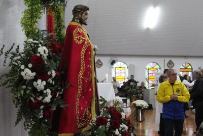 Bispo Dom Amilton Presidiu a Missa das CrianÃ§as em louvor ao Bom Jesus em Campo Mendes