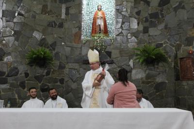 Bispo Dom Amilton Presidiu a Missa das CrianÃ§as em louvor ao Bom Jesus em Campo Mendes