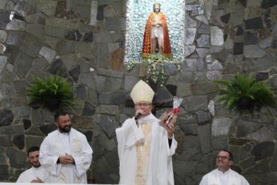 Bispo Dom Amilton Presidiu a Missa das CrianÃ§as em louvor ao Bom Jesus em Campo Mendes
