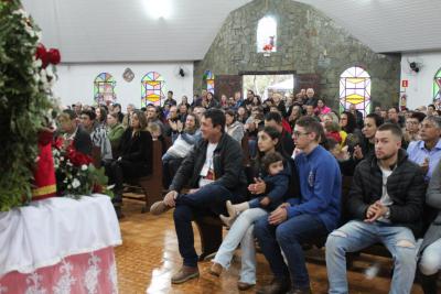 Bispo Dom Amilton Presidiu a Missa das CrianÃ§as em louvor ao Bom Jesus em Campo Mendes