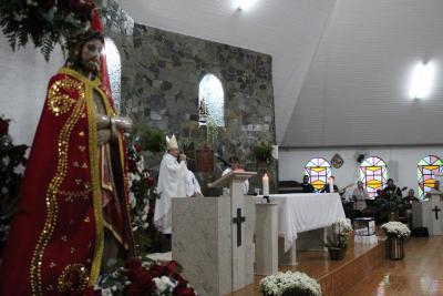 Bispo Dom Amilton Presidiu a Missa das CrianÃ§as em louvor ao Bom Jesus em Campo Mendes