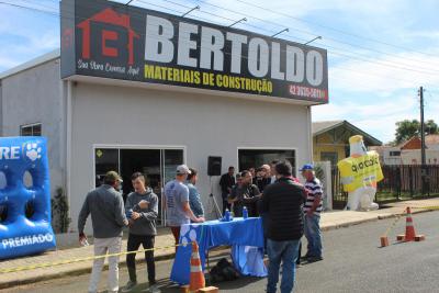 Bertoldo Materiais de Construção comemora um ano de sucesso em Laranjeiras do Sul 