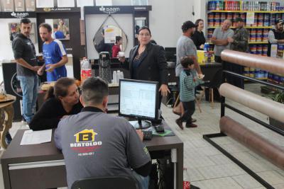 Bertoldo Materiais de ConstruÃ§Ã£o comemora um ano de sucesso em Laranjeiras do Sul 