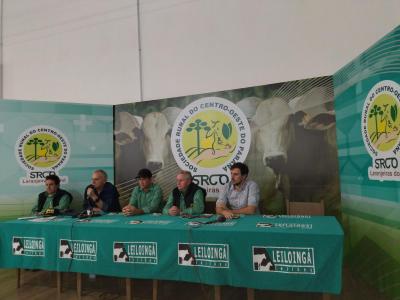 LeilÃ£o da Sociedade Rural de Laranjeiras do Sul movimentou mais de um milhÃ£o em negÃ³cios 