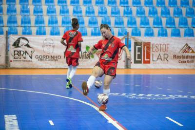 Em Festa de Gala do Futsal Feminino Leoas da Serra vencem o Operário Laranjeiras