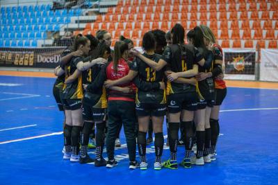Em Festa de Gala do Futsal Feminino Leoas da Serra vencem o OperÃ¡rio Laranjeiras
