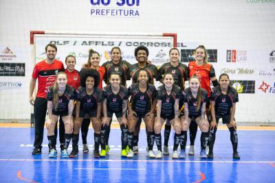 Em Festa de Gala do Futsal Feminino Leoas da Serra vencem o OperÃ¡rio Laranjeiras