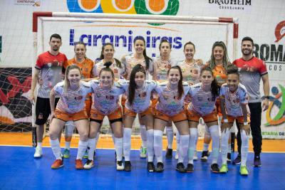 Em Festa de Gala do Futsal Feminino Leoas da Serra vencem o Operário Laranjeiras