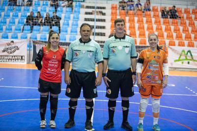 Em Festa de Gala do Futsal Feminino Leoas da Serra vencem o OperÃ¡rio Laranjeiras