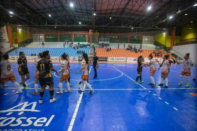 Em Festa de Gala do Futsal Feminino Leoas da Serra vencem o OperÃ¡rio Laranjeiras