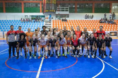 Em Festa de Gala do Futsal Feminino Leoas da Serra vencem o OperÃ¡rio Laranjeiras