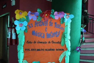 XI Festival de Teatro e MÃºsica Infantil do ColÃ©gio Gildo foi sucesso de pÃºblico