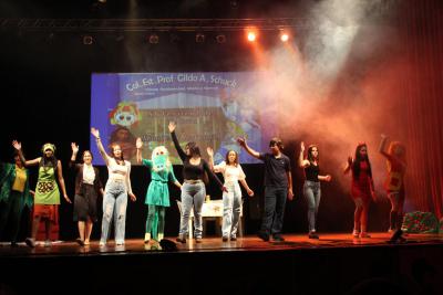 XI Festival de Teatro e MÃºsica Infantil do ColÃ©gio Gildo foi sucesso de pÃºblico