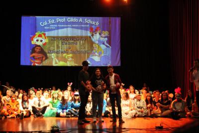 XI Festival de Teatro e MÃºsica Infantil do ColÃ©gio Gildo foi sucesso de pÃºblico