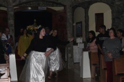 Com ParticipaÃ§Ã£o Da RCC e CTG EstÃ¢ncia do IguaÃ§u aconteceu o 4Âº dia da Novena da Padroeira em Laranjeiras do Sul