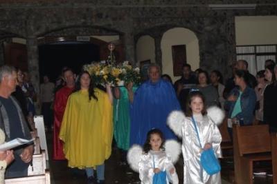 Com ParticipaÃ§Ã£o Da RCC e CTG EstÃ¢ncia do IguaÃ§u aconteceu o 4Âº dia da Novena da Padroeira em Laranjeiras do Sul