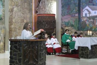 Com ParticipaÃ§Ã£o Da RCC e CTG EstÃ¢ncia do IguaÃ§u aconteceu o 4Âº dia da Novena da Padroeira em Laranjeiras do Sul
