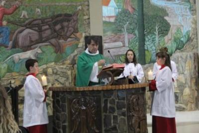 Com ParticipaÃ§Ã£o Da RCC e CTG EstÃ¢ncia do IguaÃ§u aconteceu o 4Âº dia da Novena da Padroeira em Laranjeiras do Sul