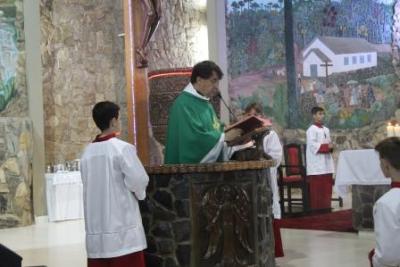 Com ParticipaÃ§Ã£o Da RCC e CTG EstÃ¢ncia do IguaÃ§u aconteceu o 4Âº dia da Novena da Padroeira em Laranjeiras do Sul